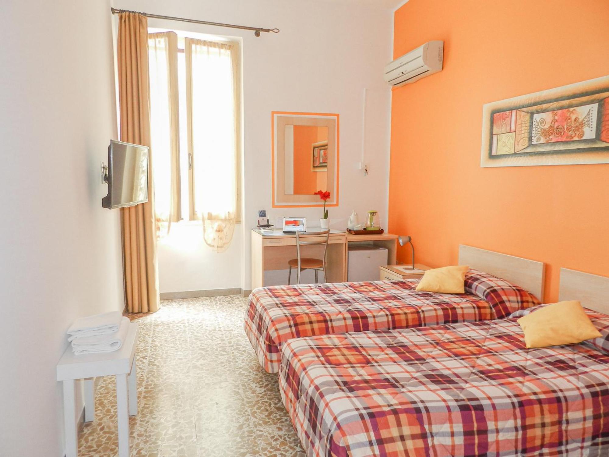 Actinia Guest house *